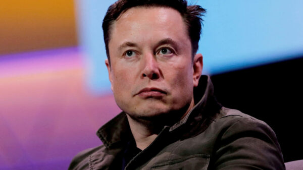 Elon Musk Poll: "Should I Step Down from Twitter?"