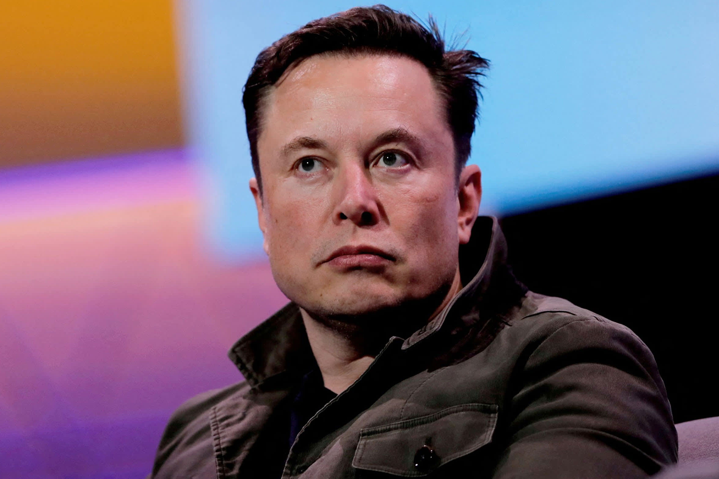 Elon Musk Poll: "Should I Step Down from Twitter?"
