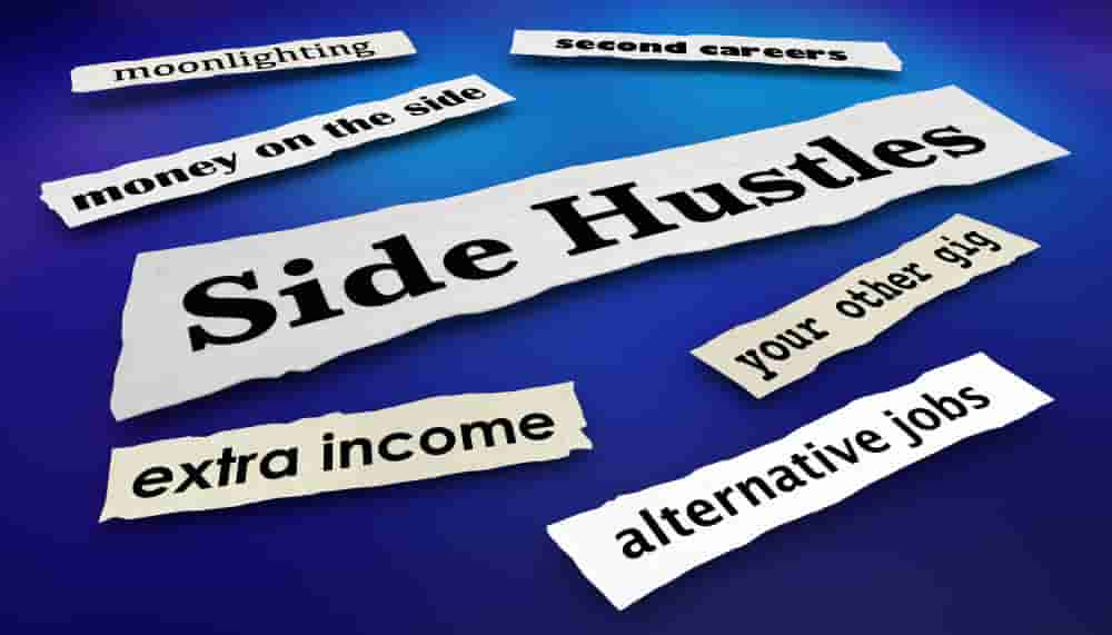 You can do side hustles while working full-time to earn extra income and escape the rat race early.