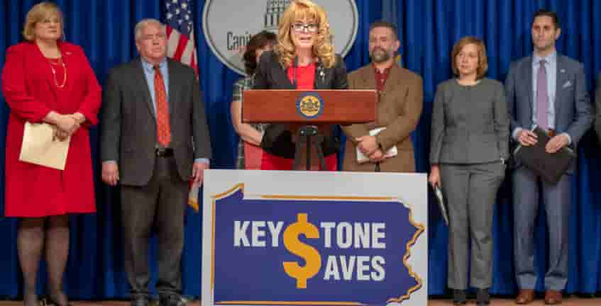 Treasurer Stacy Garrity announced on 13 December 2021 the Keystone Saves Act, a retirement savings program for Pennsylvanians who do not have access to retirement savings through their employer.