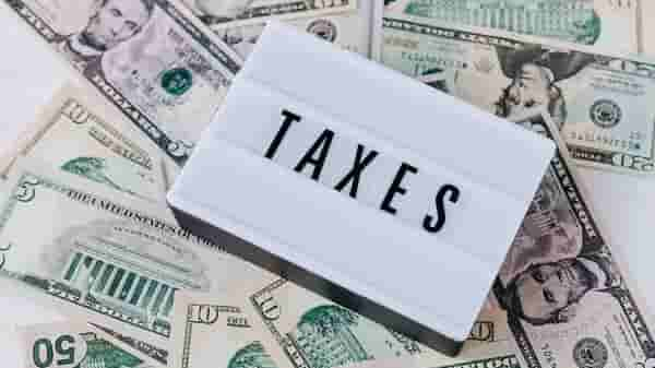 Choosing Between Tax Deductions and Tax Credits: Optimizing Your Tax Savings