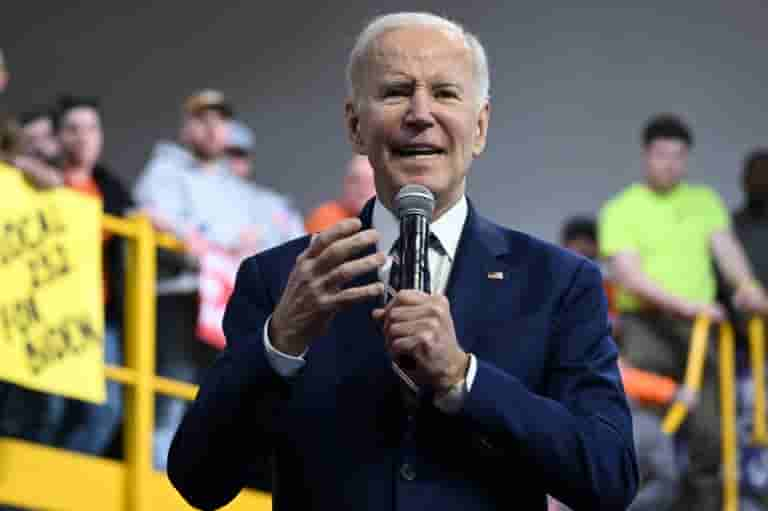 Biden throws down 2024 gauntlet with populist budget