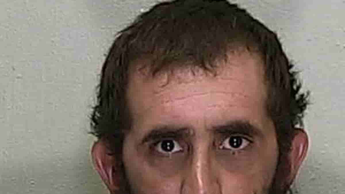 Florida man charged after allegedly slapping woman’s face with pizza slice