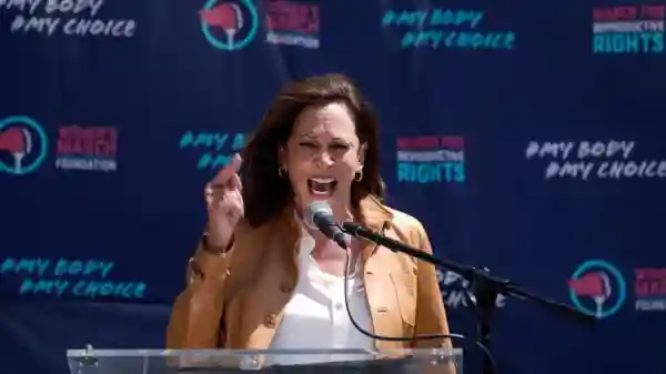 UNITED STATES Vice President Kamala Harris urging all American citizens to take action at this moment in the history of the US where she considers the “critical point in our nation’s history.” Kamala joined the groups of protesters as she made a surprise stop by in Los Angeles.