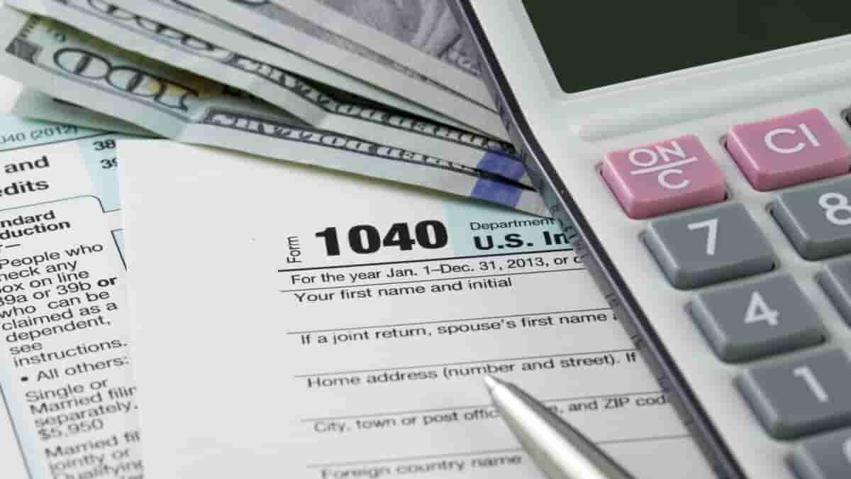 Taxpayers who filed their taxes early this year might consider filing for an amended tax return if they reported certain refunds, they received last year as taxable. IRS issued a clarification in February with regards to the tax status for special payments that were issued to taxpayers in some states last year in which the agency clarifies that taxpayers did not have to report these payments on their tax returns.